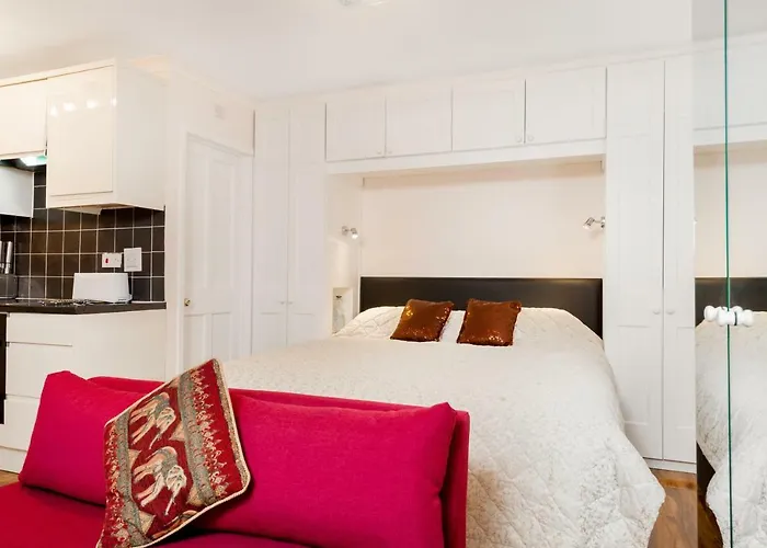 Henley-On-Thames Studio Apartment